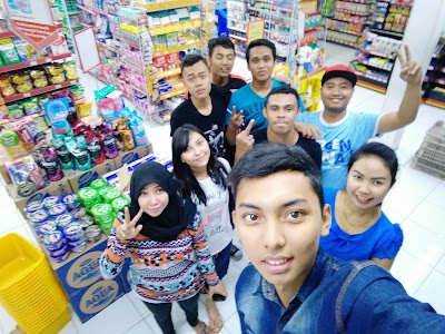 Photos of Mitsubishi Surabaya Wiyung