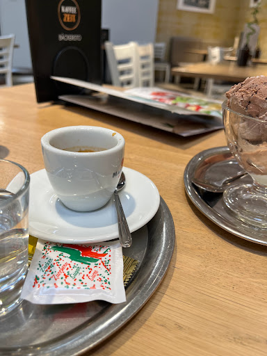 Dal Cin Eiscafé - Visual