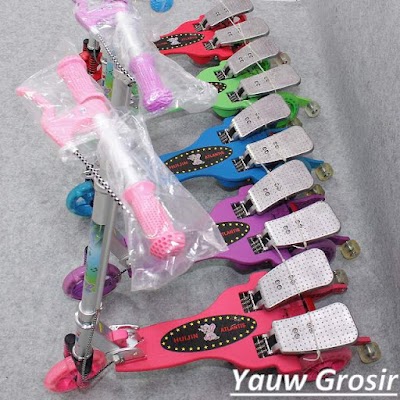 Photos of Yauw Grosir
