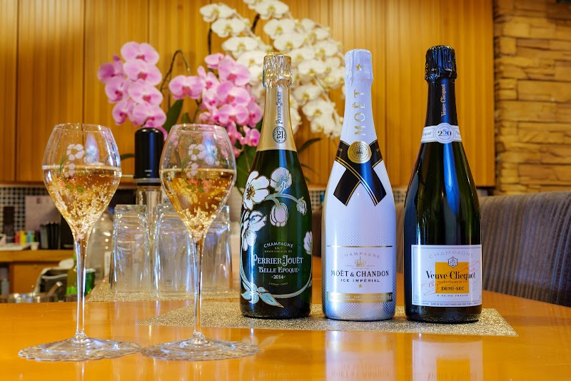 ラウンジバー凪