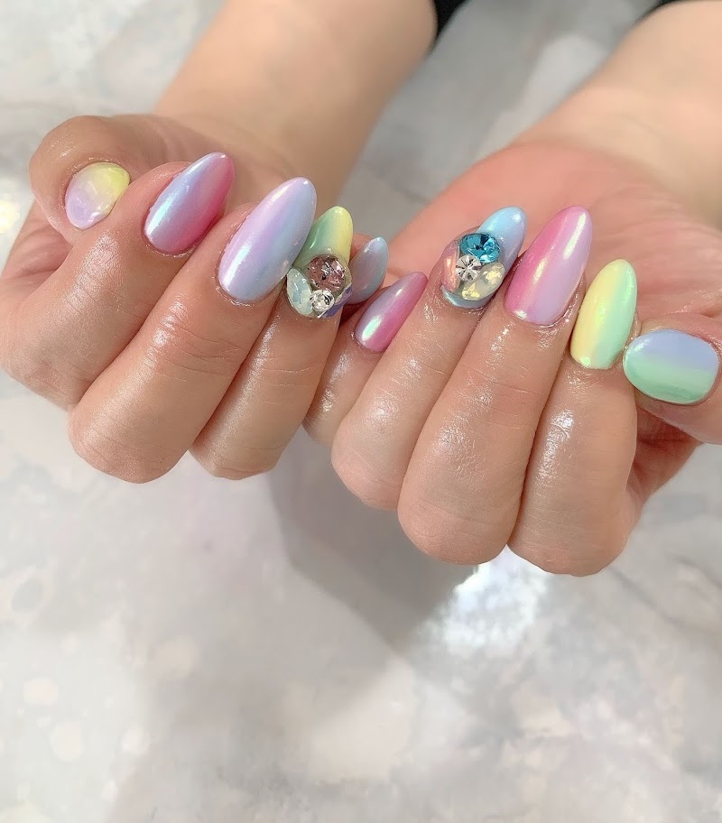 まつげエクステ まつげパーマ アイブロウ ネイル f．エフドット