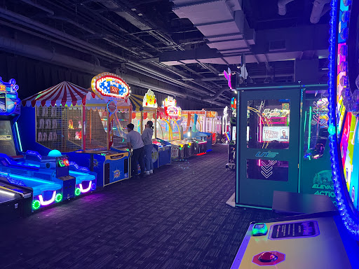 Dave & Buster's Gaithersburg - Thumbnail