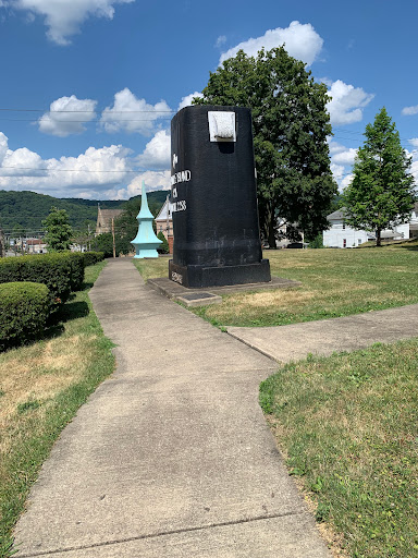 Coraopolis - Visual