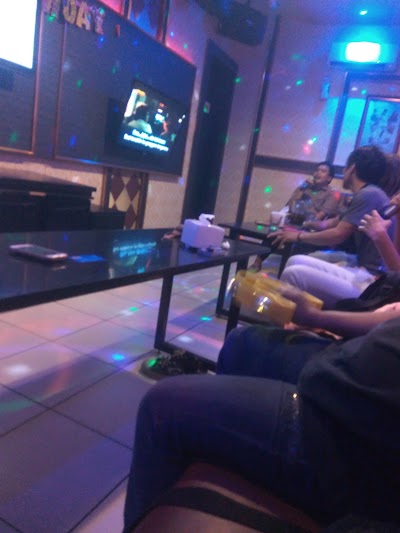 Photos of De'Mambo Family Karaoke