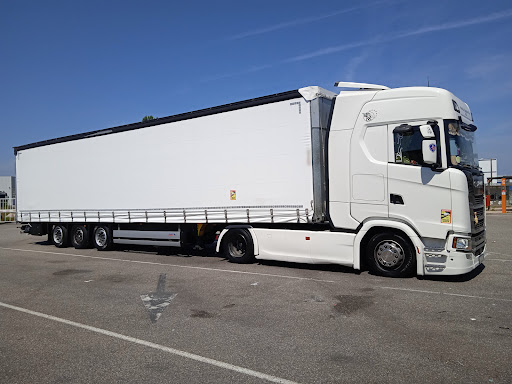 PARKING POIDS-LOURDS SECURISE - SAUSHEIM - Thumbnail
