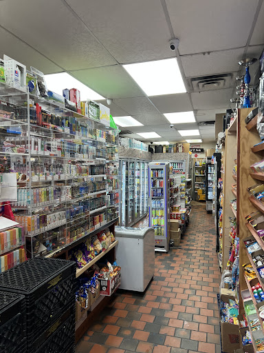Bedford street market / smoke shop Gallery - United States