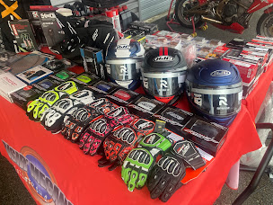 Photo n°3 de LoisirMecanik à Lussac-les-Châteaux (Atelier de réparation pour motos)