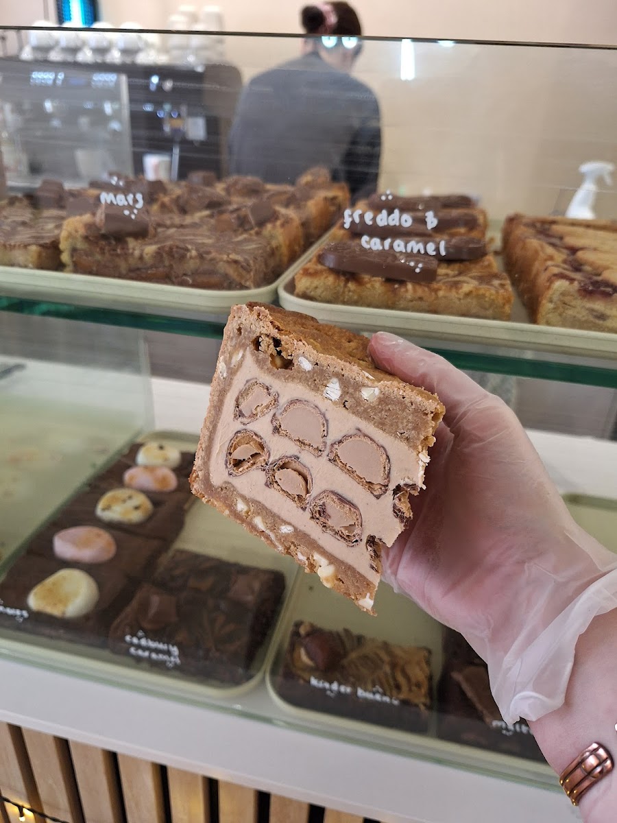 The Brownie Addict Bakery — photo 13