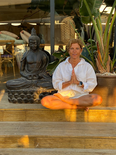 Yoga Y Sol Gallery - Germany