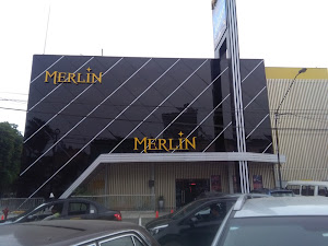 Salón de Juegos Merlin 9