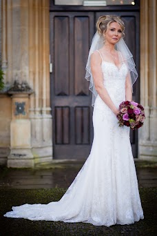 Dream Second Hand Wedding Dress Agency london