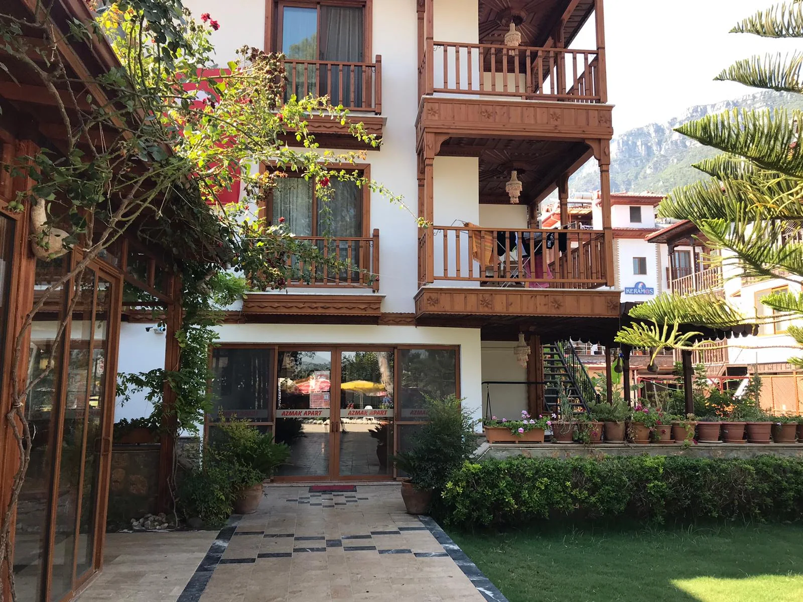 Akyaka Azmak Apart