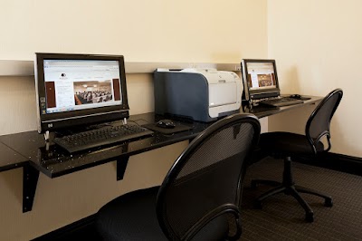 Photos of DoubleTree by Hilton Hotel Pittsburgh - Monroeville Convention Center