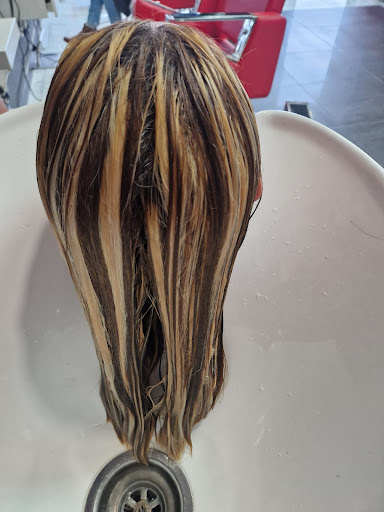 Ema Beauty Salon - Thumbnail