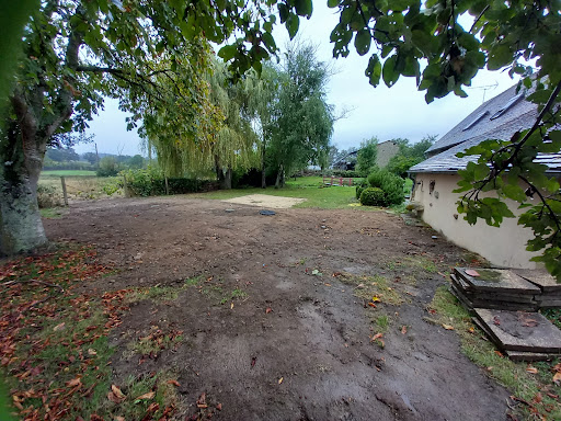 SARL Sébastien Chanat TP ( terrassement / vente livraison sable cailloux/ spécialiste assainissement /courtier en travaux) - Thumbnail