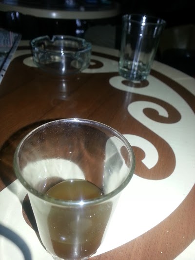 Photos of Caf&eacute; farah