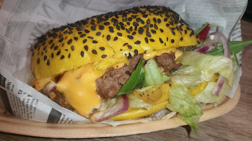 Rolling Stew Burger - Thumbnail