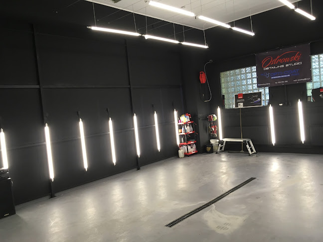 Opinii despre Ostrowski AUTOMOTIVE DETAILING. WRAPPING. MYJNIA PREMIUM în Elbląg - Myjnia samochodowa