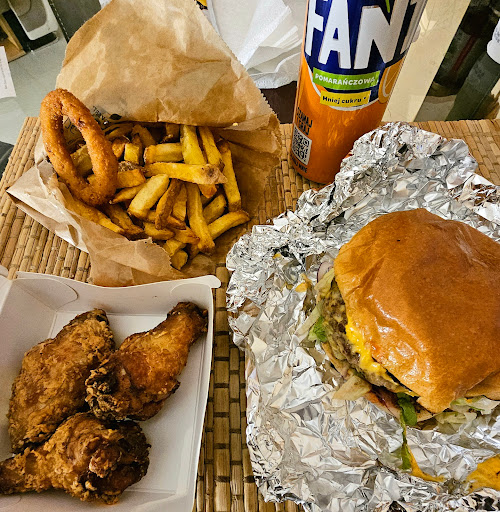 Photo 3 - Dragon Street - Burger Temple