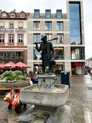 Falkenhaus - Visual