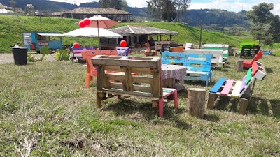Photos of El Refugio