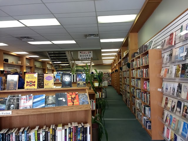 Wee Book Inn
