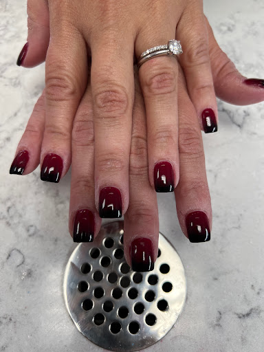 Hitech Nails - Visual
