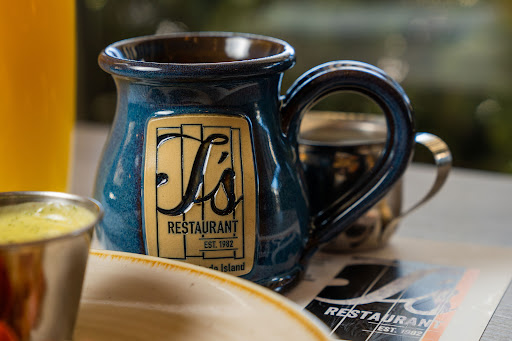 T's Restaurant East Greenwich - Thumbnail