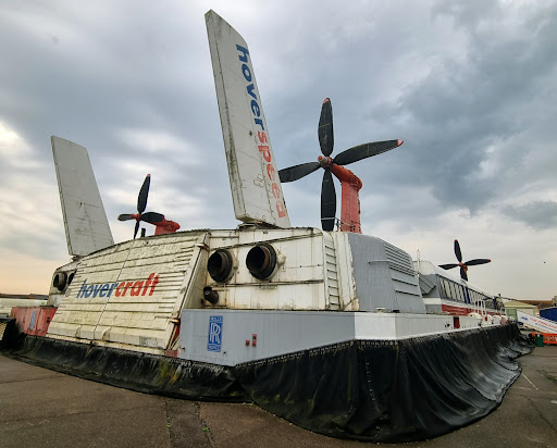 Hovercraft Museum - Visual