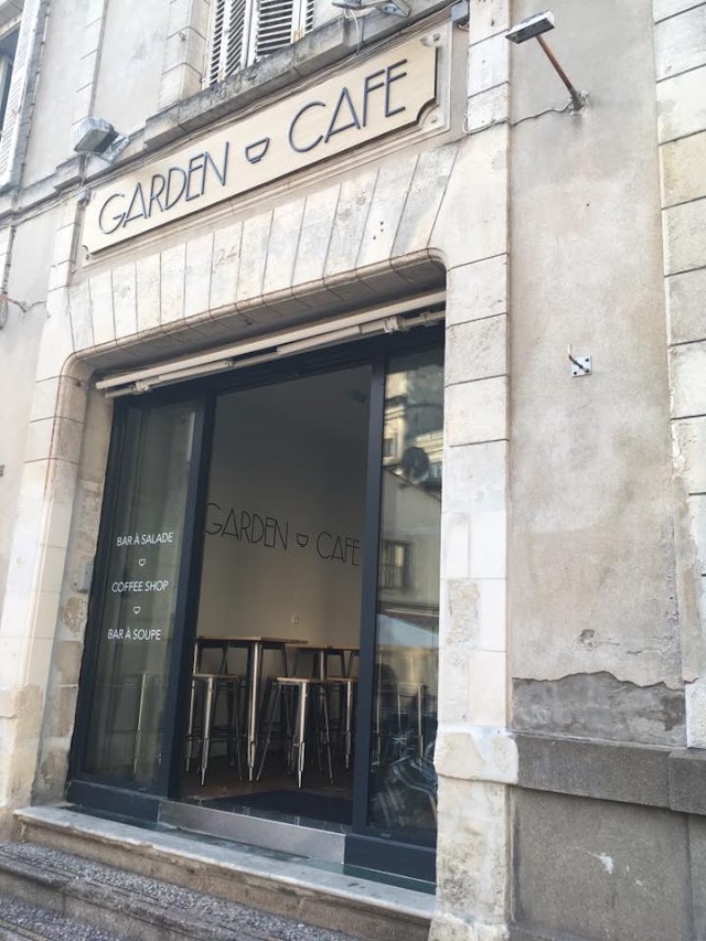 Le Garden Café