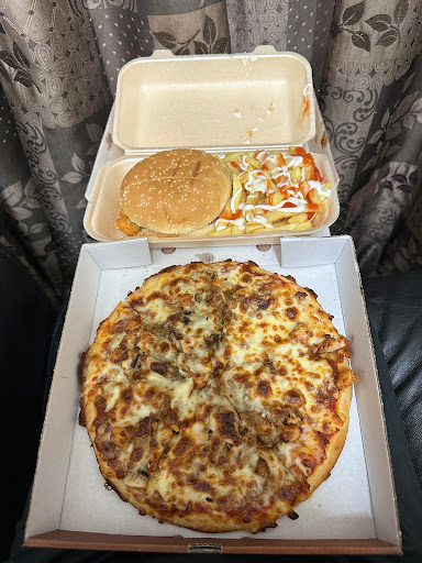 Rugby pizza - Thumbnail