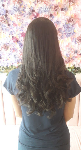 Abril M. Beauty Salon - Thumbnail