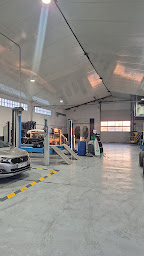 Photo n°11 de AD Carrosserie et Garage Expert DE PROVENCE à Camaret-sur-Aigues (Atelier de carrosserie automobile)