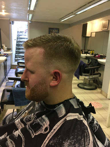 Justin Lord Barbers - Thumbnail