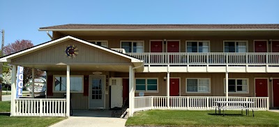 Photos of Ludington Pier House Motel