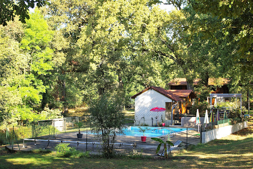 Photo de LES CHALETS DU GELAT à Noaillan (33730)