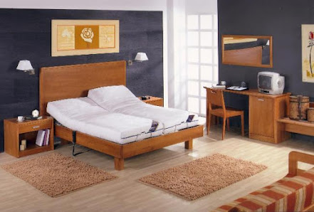 Muebles Sant Hilari S L 