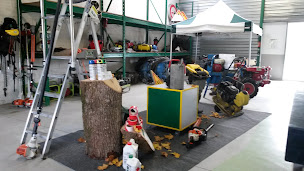 Photo n°25 de SJL à Bellac (Agence de location de fourgonnettes)