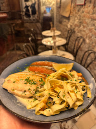 Photo n°12 de La Belle Époque à Grenoble (Bar à vin)