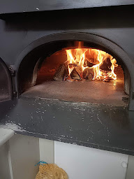 Photo n°17 de Le compositeur à Saint-Firmin-des-Bois (Pizzas à emporter)