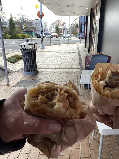Counties Bakery - Thumbnail
