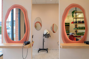 Photo n°4 de Cécile Votre Artisan Coiffeur à Saint-Herblain (Salon de coiffure)