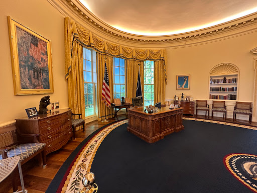 William J. Clinton Library and Museum - Thumbnail