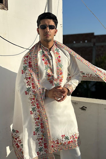 Elevate your look this wedding season! ✨ This premium white embroidered kurta with matching stole… post image