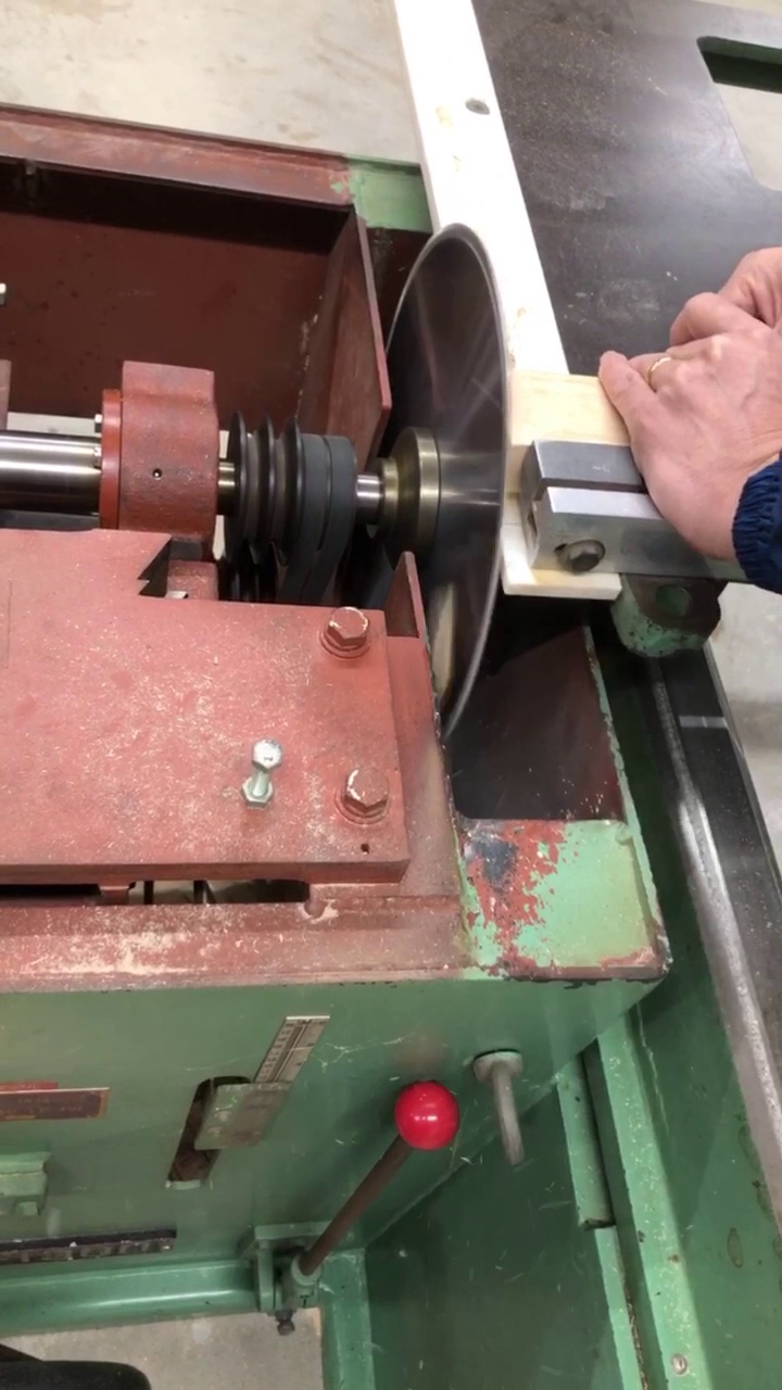 株式会社 手島製作所