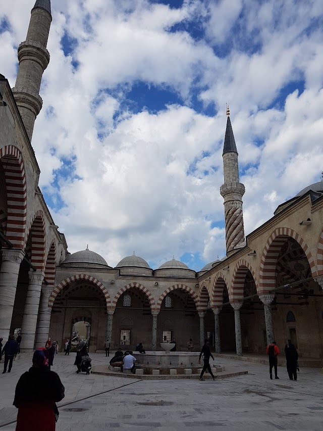 Bizim Ev