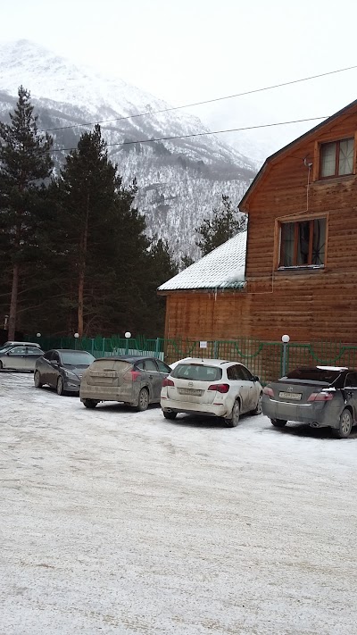 Photos of Snezhnyy Bars Cheget