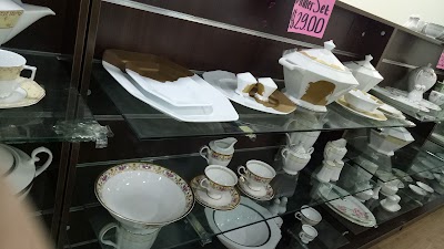 Photos of W-W Mart
