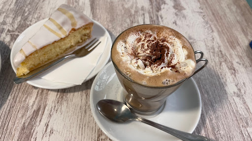 Nickys Cafe - Visual