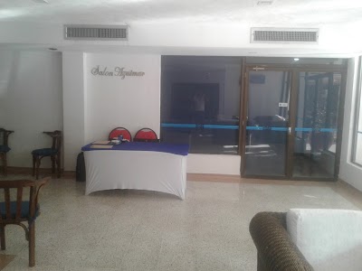 Photos of &Eacute;xito Express